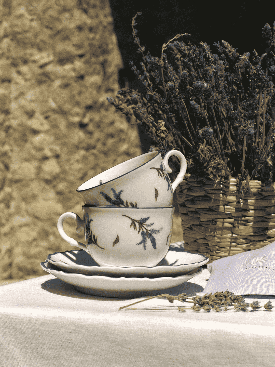 001002301082 _Xicara_de_Cha_Provence_2--1-.png
